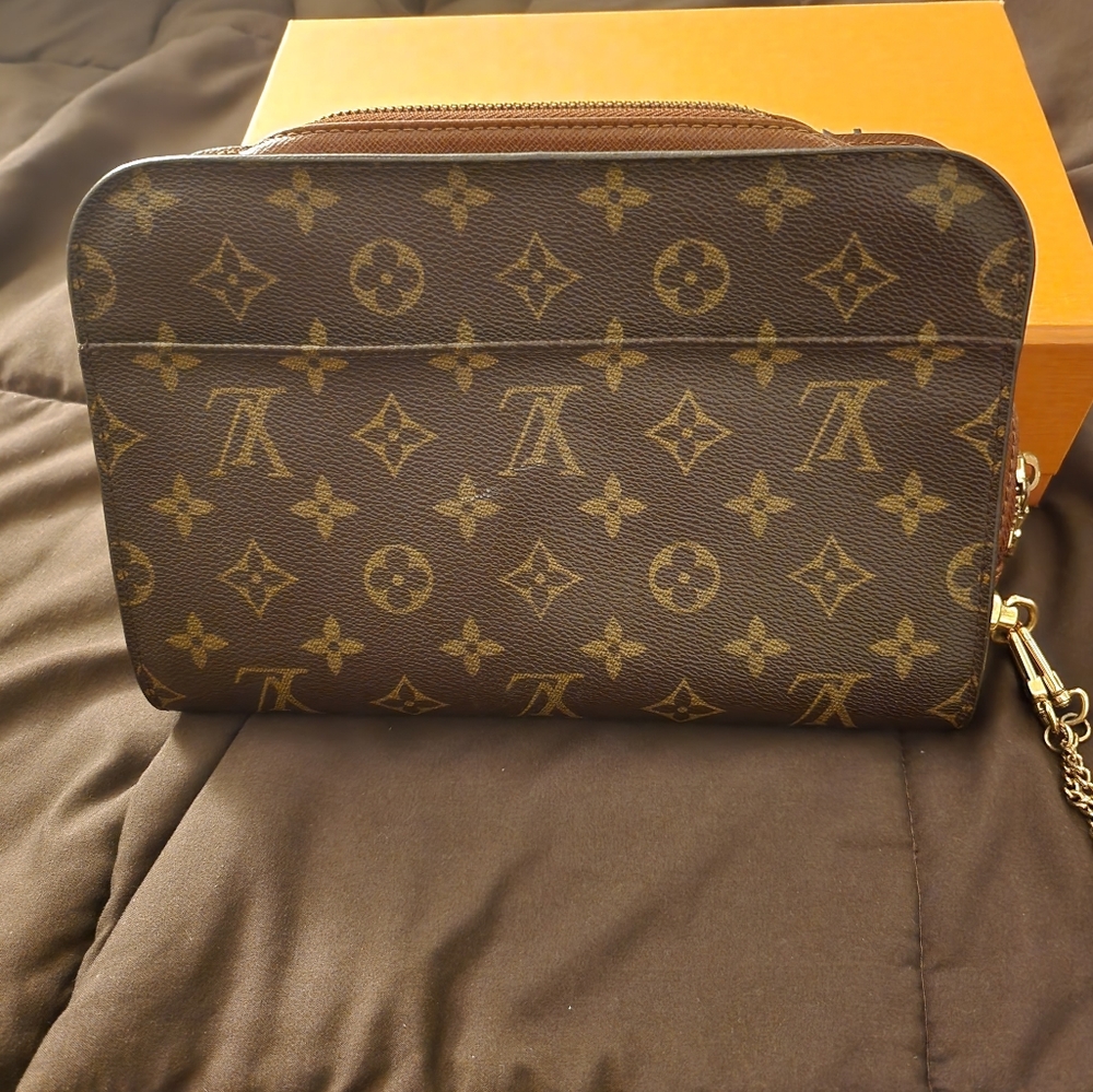Louis Vuitton Orsay Clutch